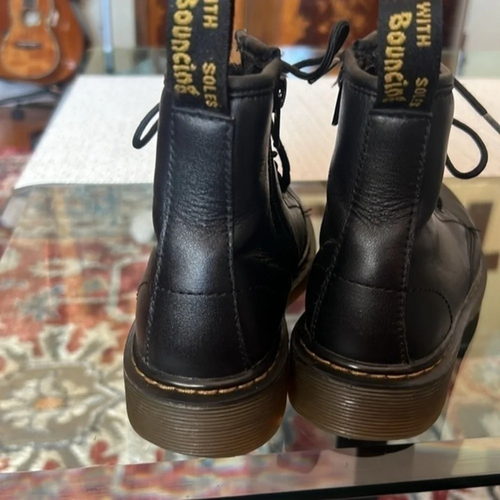 CHILDREN Dr. Martens boots SIZE 1